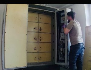 Elektronisches Tresorschloss wird geöffnet – Tresoröffnung Bremen