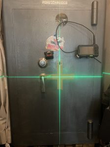 Panzerschrank mit mehrfacher Verriegelung – Tresoröffnung Bremen